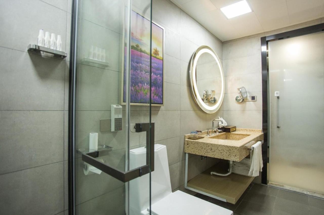 Lavande Hotels Heze Changjiang Road Wanda Plaza Экстерьер фото